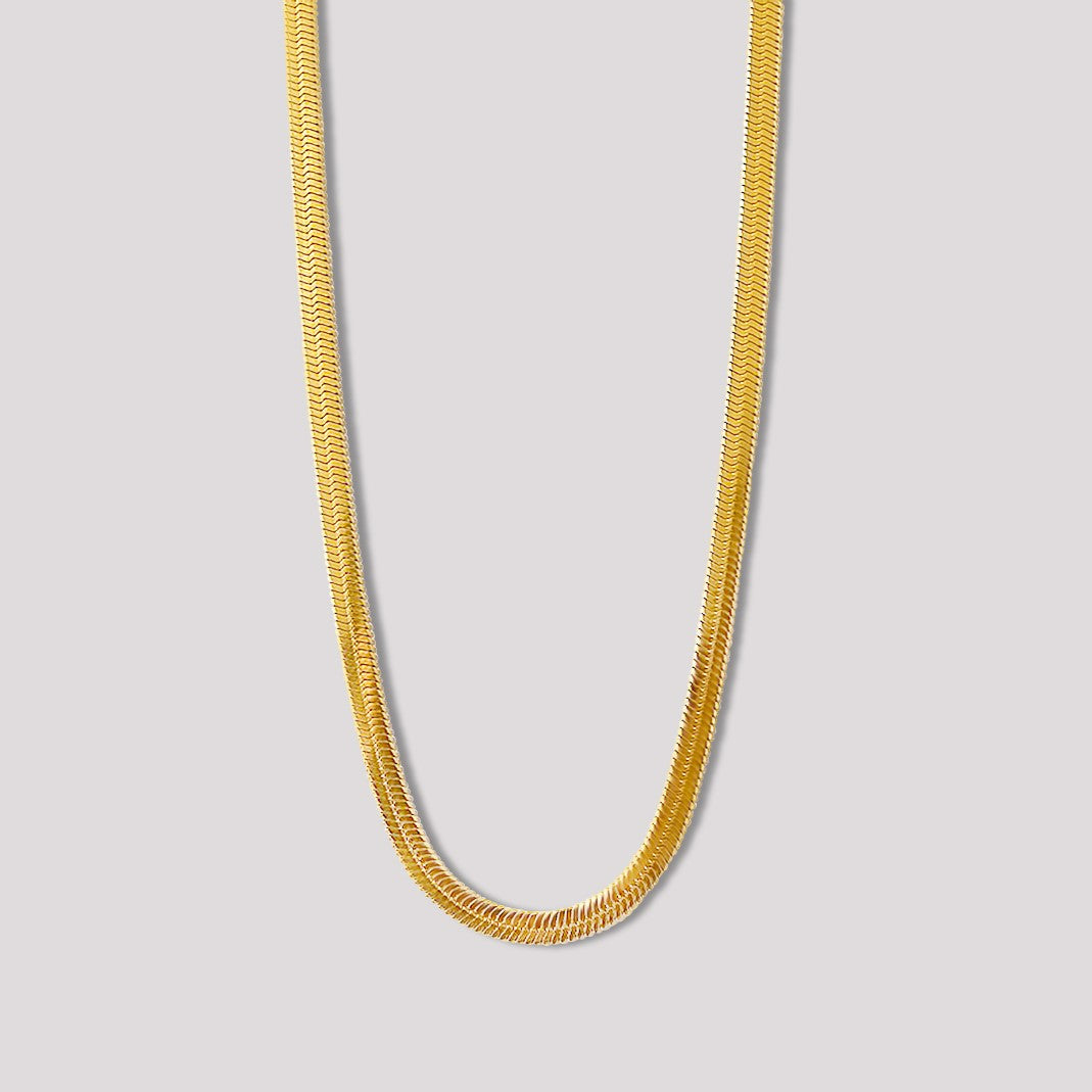 Mila Classic 4mm Herringbone Necklace