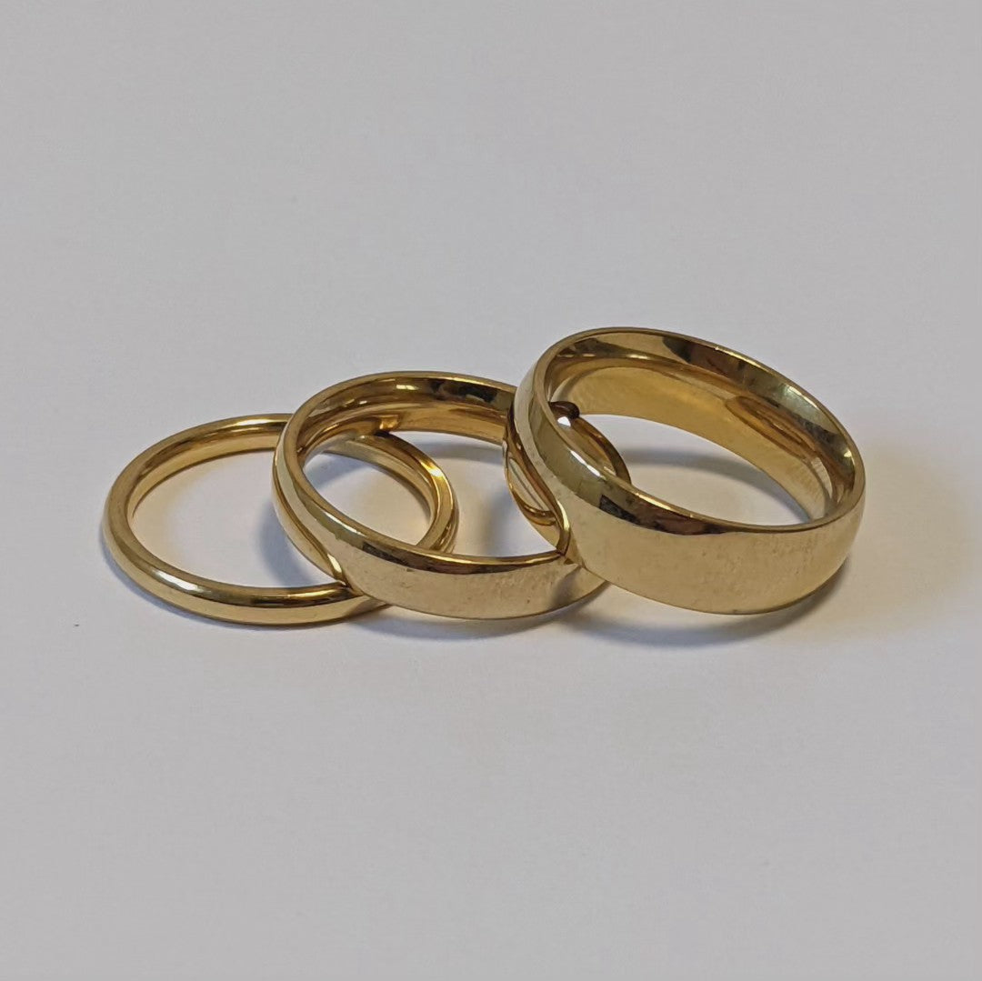 Stevie Simple Band Ring