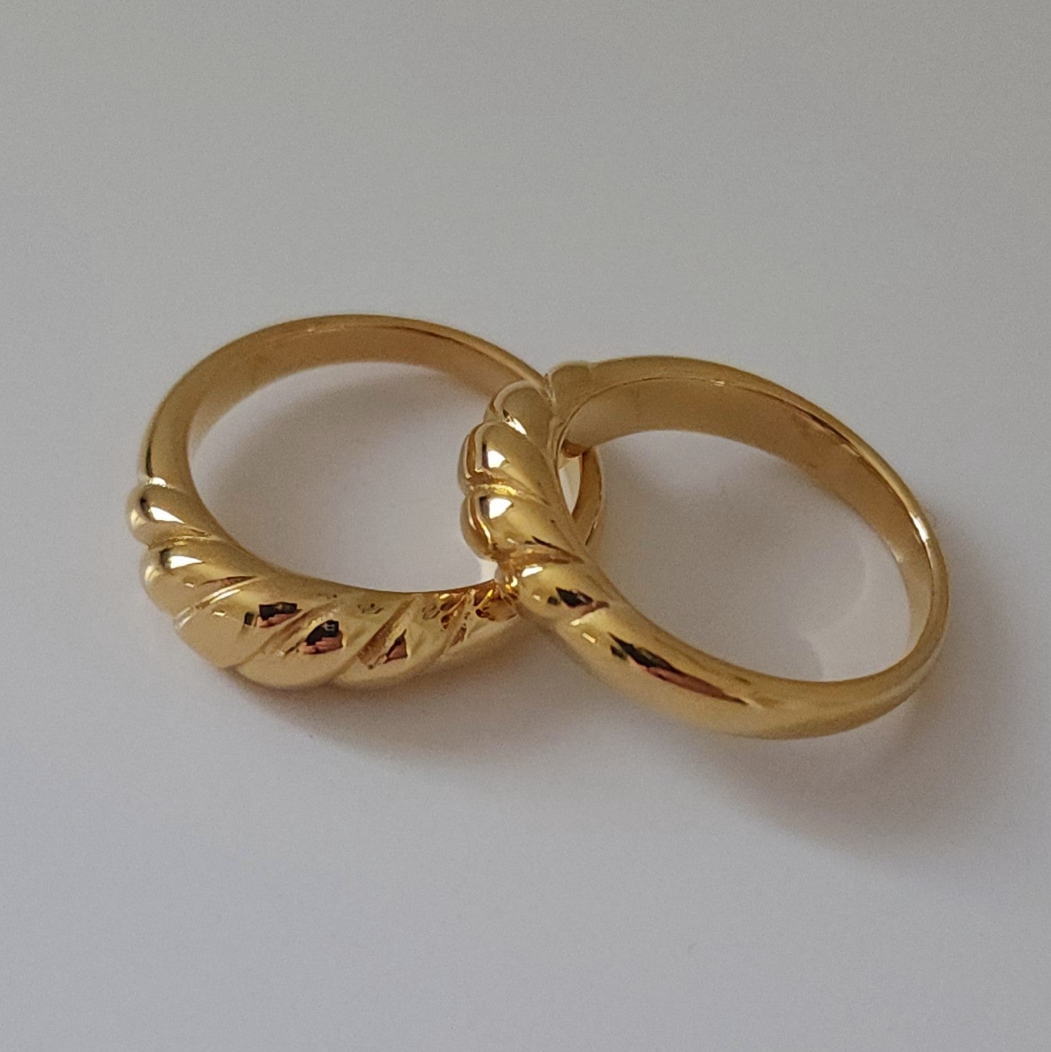 J'adore Slim Croissant Ring
