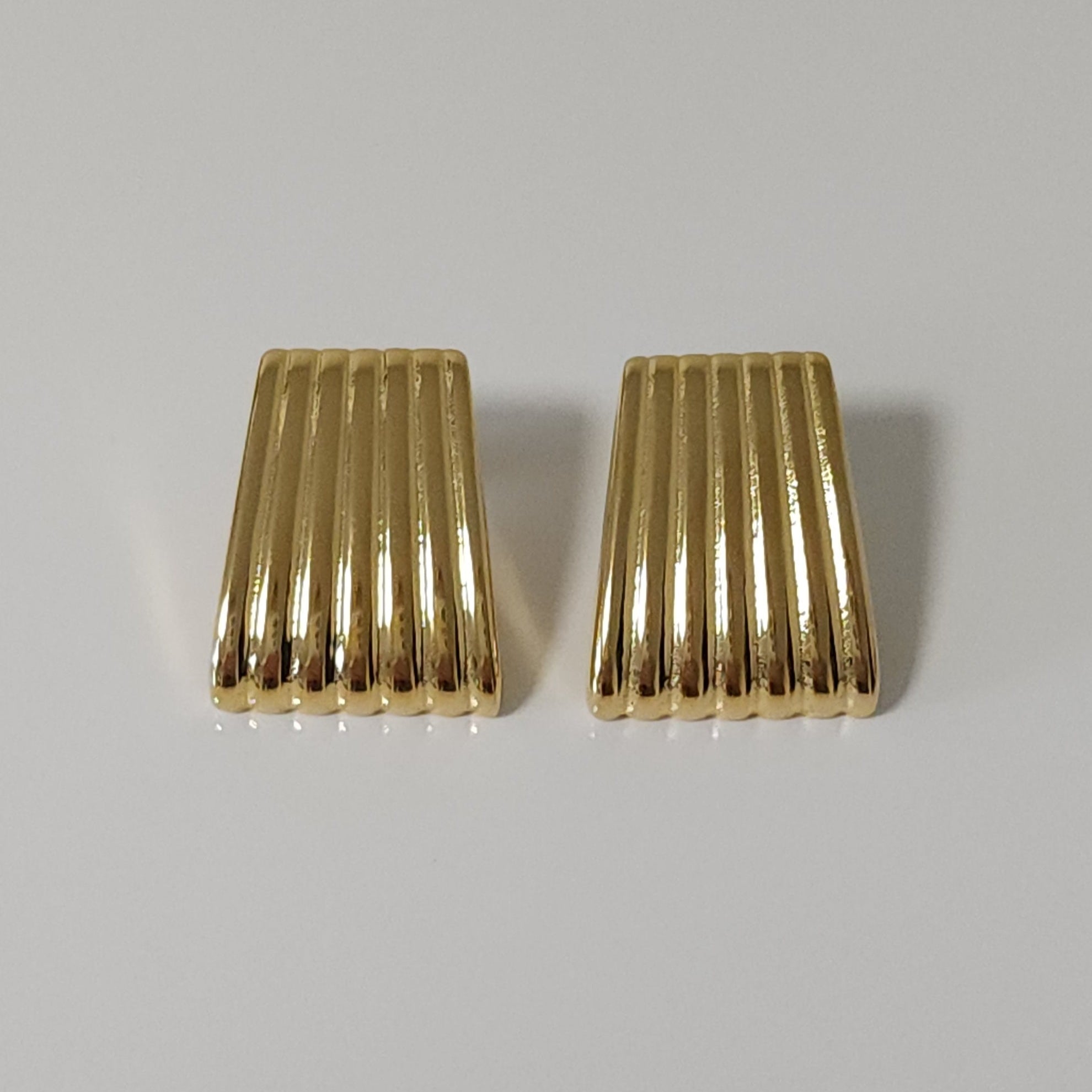 Charlotte RIbbed Statement Earrings