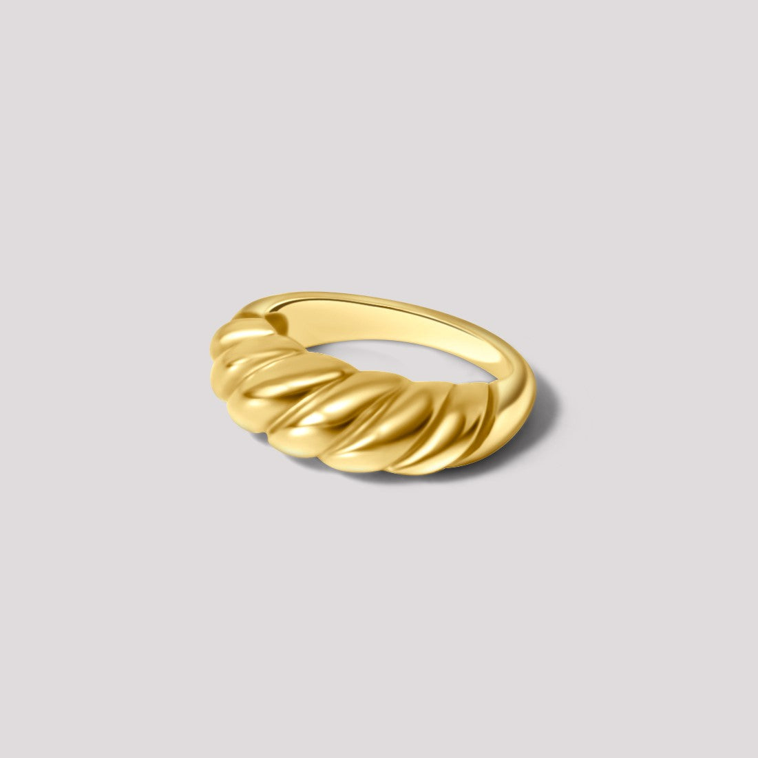 Jolie Classic Croissant Ring