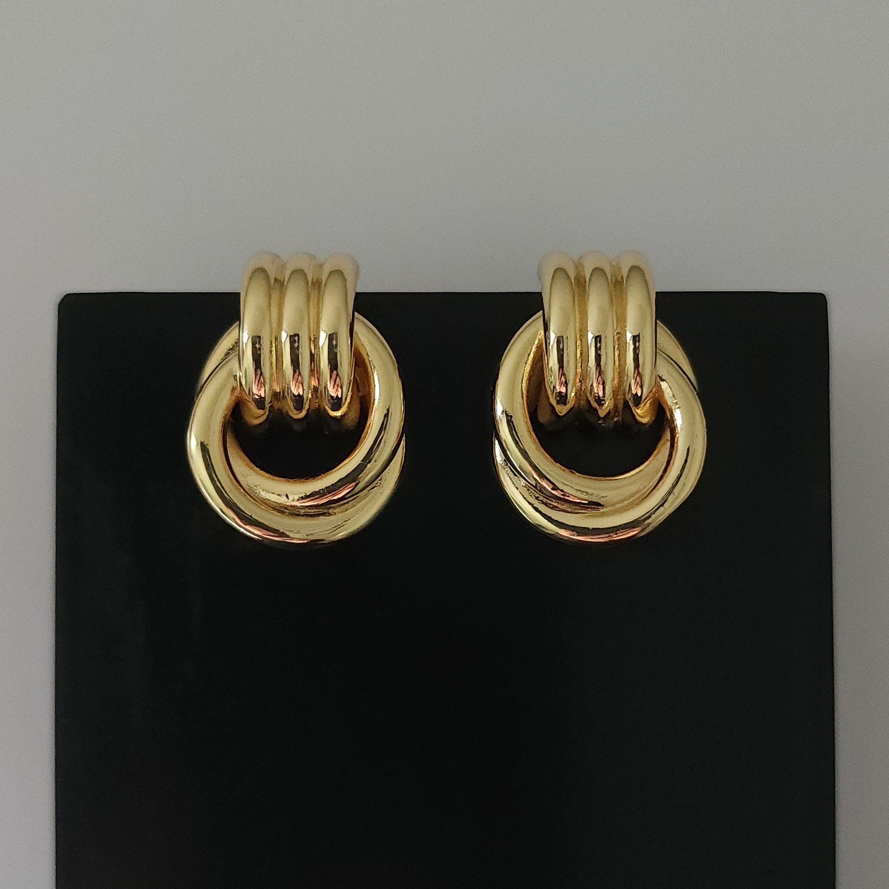 Cerise-Jewelry-Colette-Knot-Earrings