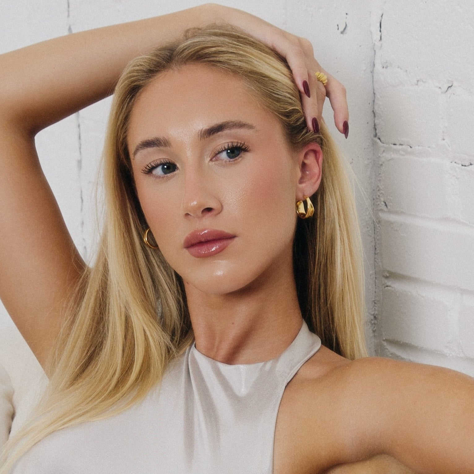Cerise Jewelry Florian Abstract Hoop Earrings
