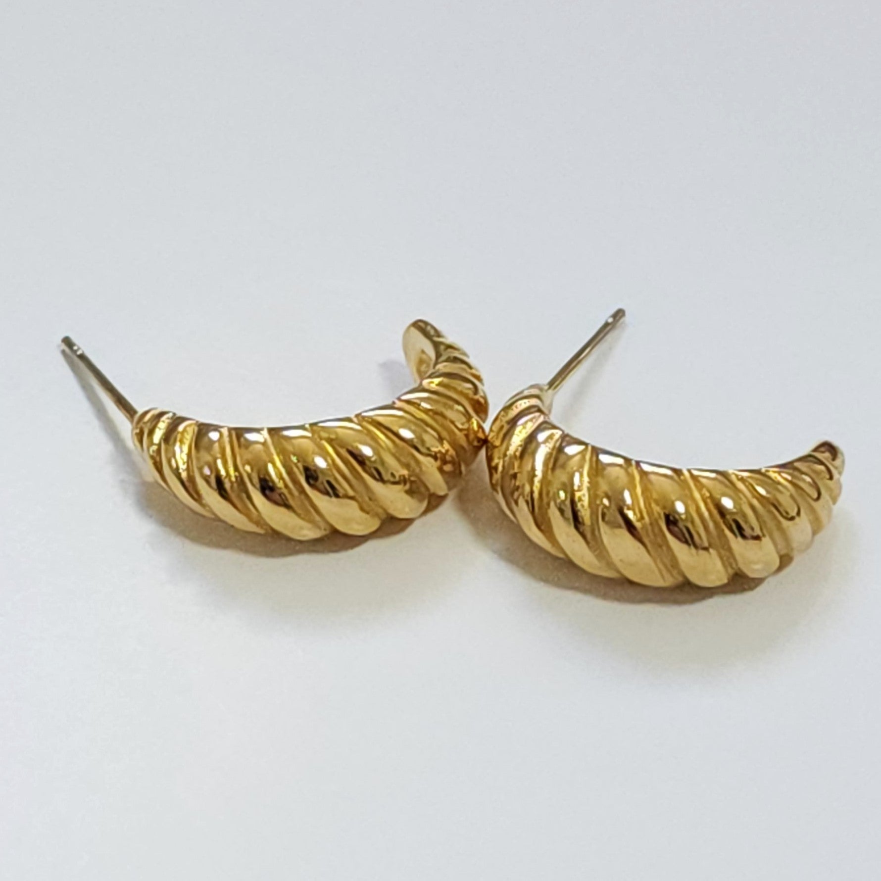 Jolie Croissant Stud Earrings