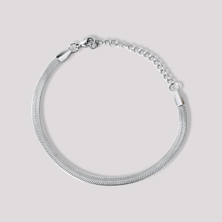 Mila Classic 4mm Herringbone Bracelet Silver